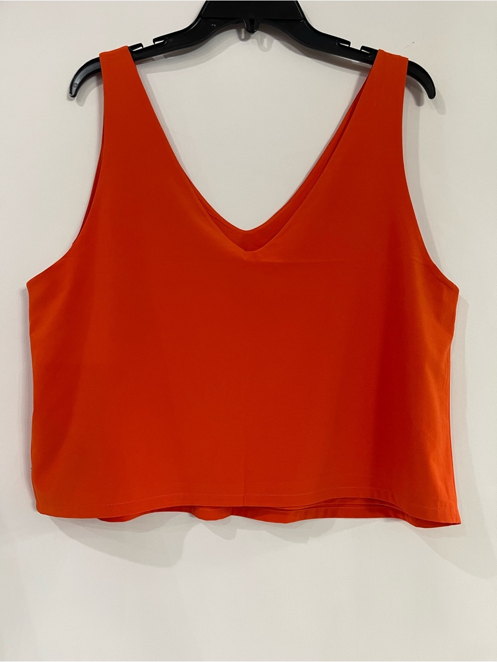Vuori Villa Cropped Tank Burnt Poppy XL 2 layer flowy tank relaxed for v-neck